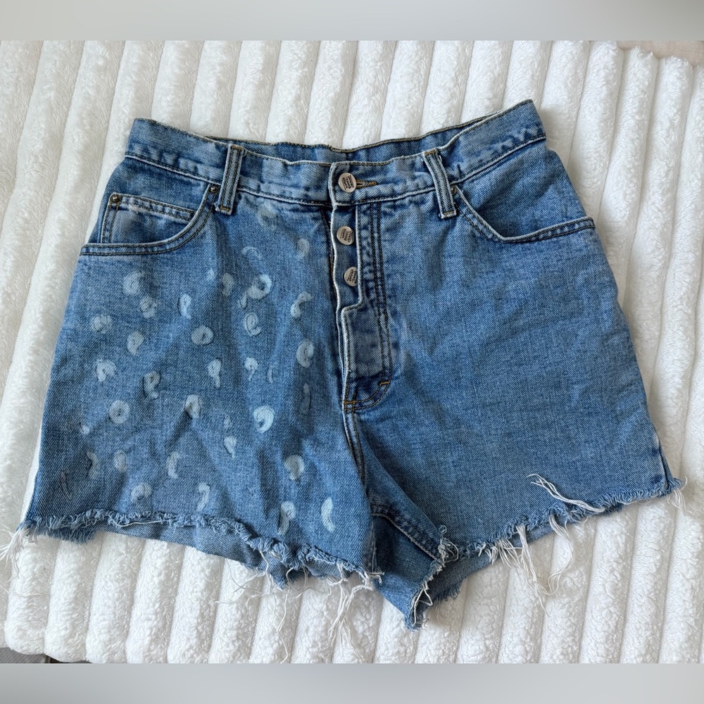 Vintage Whooz Blooz Jean Shorts High-Waist Distressed